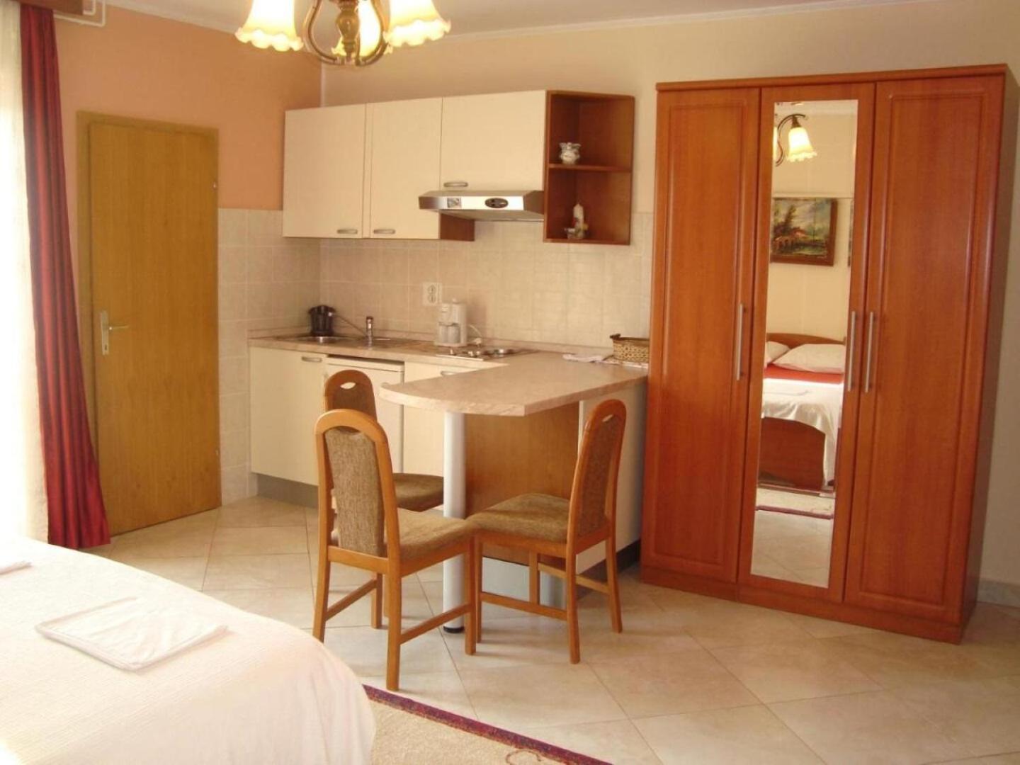 Apartment Marie 오미살즈 외부 사진